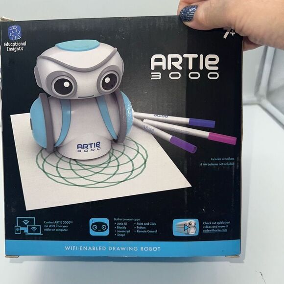 Artie 3000™ - Programmable Drawing Robot‎ Set - Picture 5 of 10